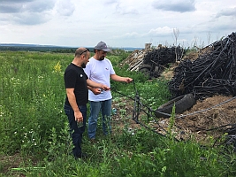 Белгородские активисты ОНФ обнаружили крупную свалку в Шебекинском районе