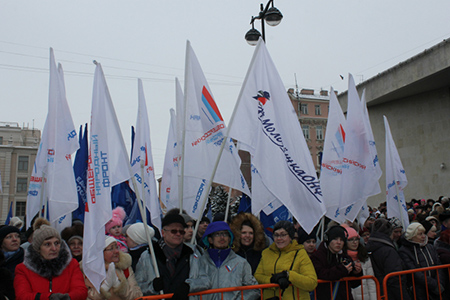 Активисты ОНФ в Санкт-Петербурге приняли участие в патриотической акции «Россия в моем сердце»