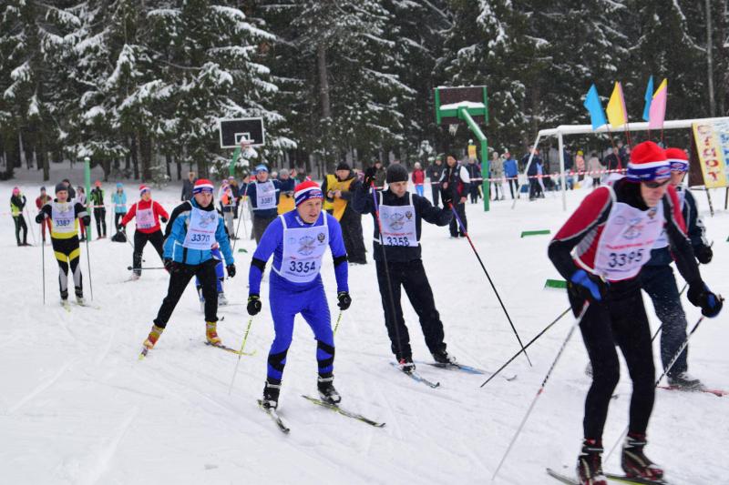 Смоленские таможенники приняли участие в массовой гонке «Лыжня России 2018»