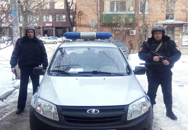 В Ростове-на-Дону сотрудники вневедомственной охраны Росгвардии задержали гражданина, подозреваемого в краже одежды из охраняемого магазина