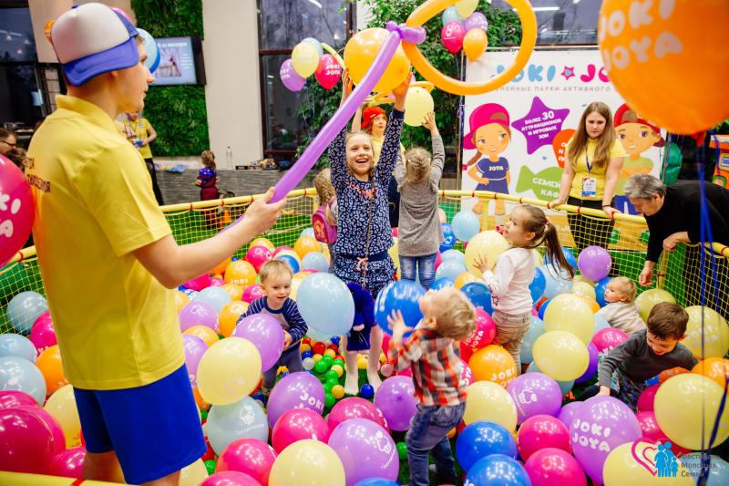 «Фестиваль молодых семей» приглашает жителей Петербурга на весенний праздник