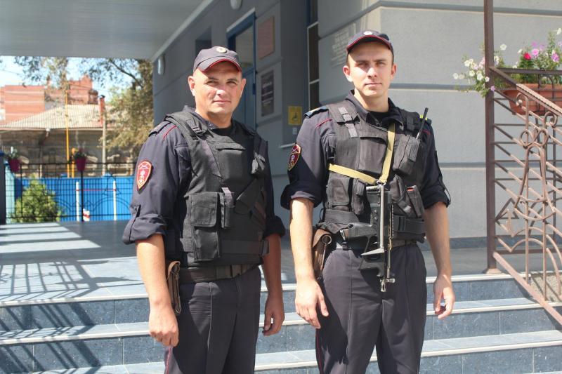 Сотрудники Управления Росгвардии по Ростовской области обеспечат охрану общественного порядка и безопасности в День знаний
