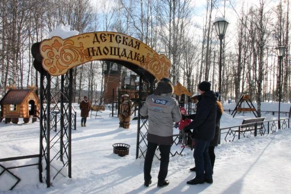 Активисты ОНФ в Коми добиваются исправления недостатков на детских игровых площадках в Сыктывкаре