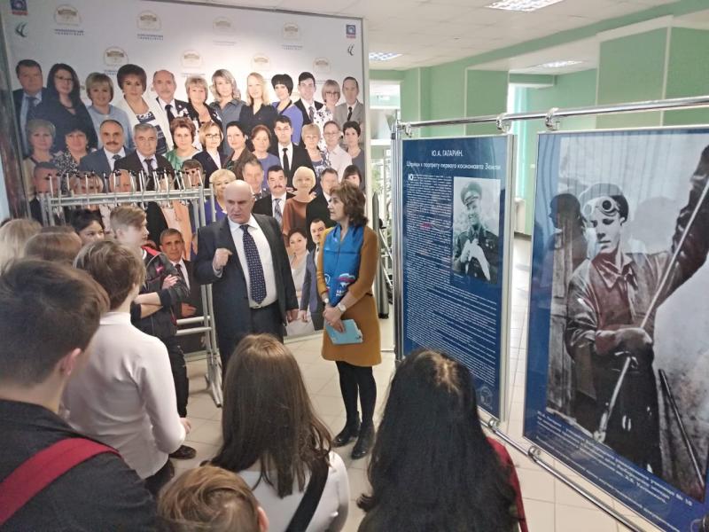 Королёвские партийцы рассказали школьникам об истории космонавтики