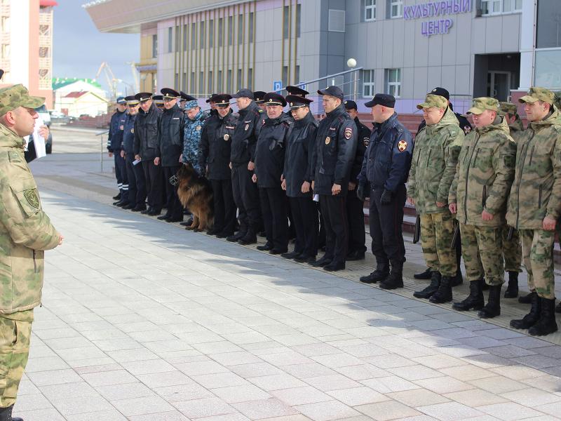 Благодаря Росгвардии и полиции День России в Нарьян-Маре завершился без происшествий