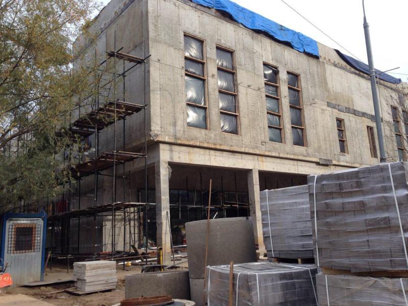 Депутат Мособлдумы Тарас Ефимов проверил ход строительства Дома культуры в Реутове