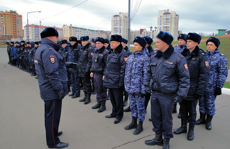 Росгвардейцы приняли участие в обеспечении безопасности Дня народного единства в Мордовии