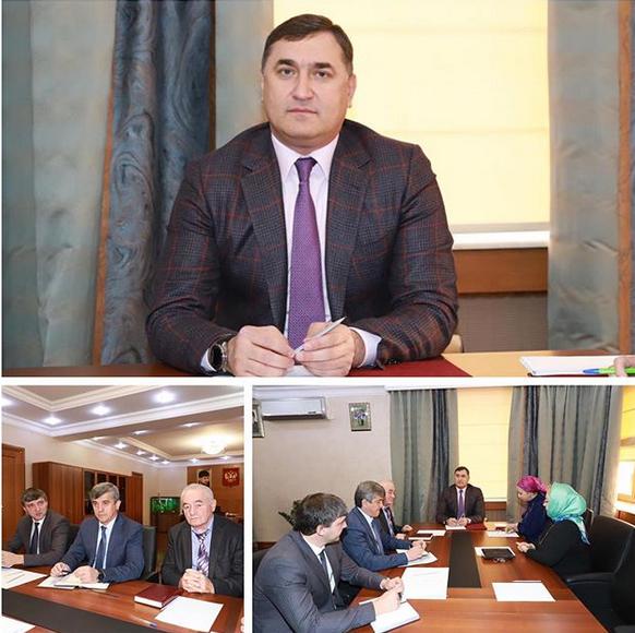 Совещание под руководством управляющего ОПФР по Чеченской Республике М-Э.И. Ахмадова
