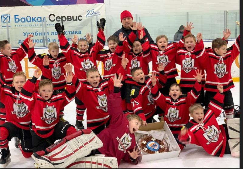 Хоккеисты из Архангельска выиграли турнир на кубок «Байкал-Сервиса»