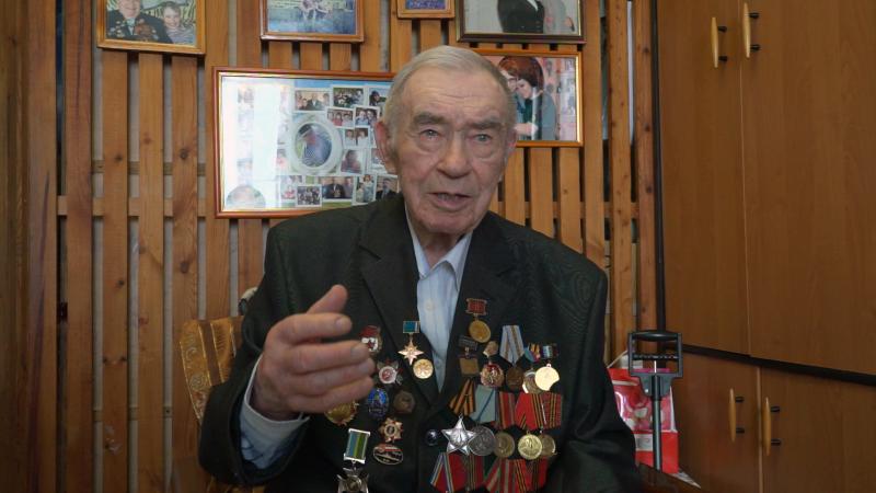 На Ямале росгвардейцы встретились с ветераном Великой Отечественной Войны — почетным жителем округа