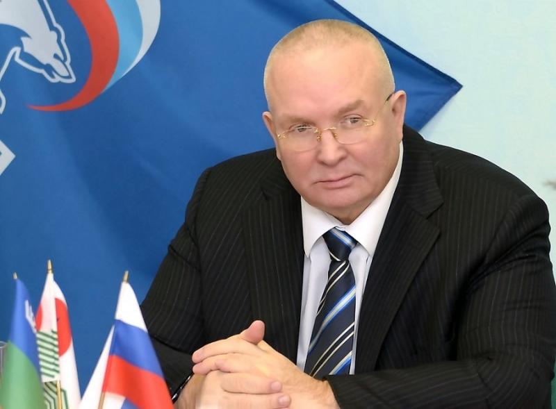 Владимир Семенов об итогах внеочередного заседания регионального законодательного органа