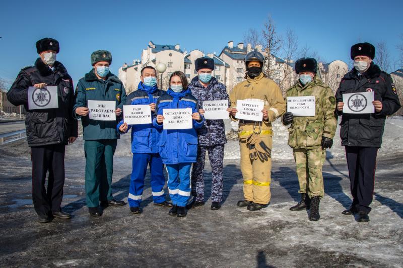 На Ямале росгвардейцы присоединились к Всероссийскому межведомственному флэшмобу #Оставайтесьдома