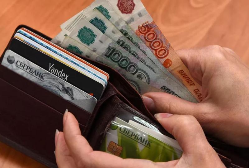 Профильные министерства и банки поддержали инициативу «Единой России» о защите МРОТ должников от взыскания