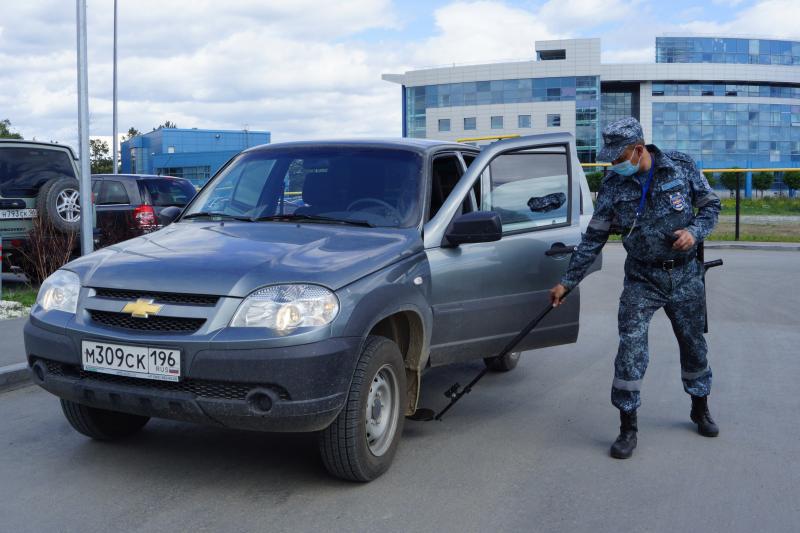 Более 240 нарушений пресекли сотрудники ведомственной охраны Минтранса на Урале