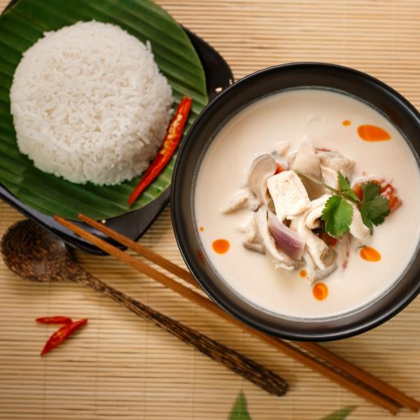 Топовый повар Таиланда впервые научит уральцев готовить настоящий Том Ям