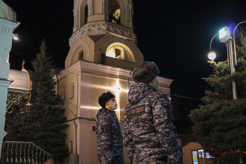На Ставрополье сотрудники Росгвардии обеспечили общественную безопасность в Рождественскую ночь