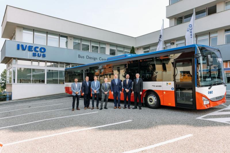 Новый производственный рекорд IVECO BUS: поставка 40-тысячного автобуса Crossway