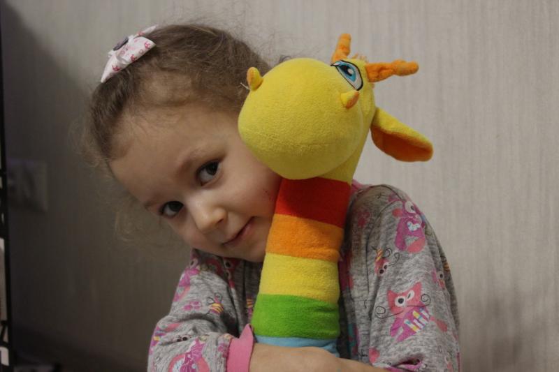 В Омске собирают средства на генетический анализ и лечение для 4-летней Веры