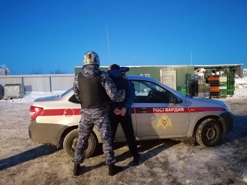 В Калининградской области росгвардейцы задержали мужчину, находящегося в федеральном розыске