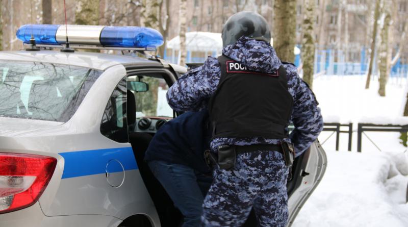 Росгвардейцы задержали 16 человек за административные правонарушения