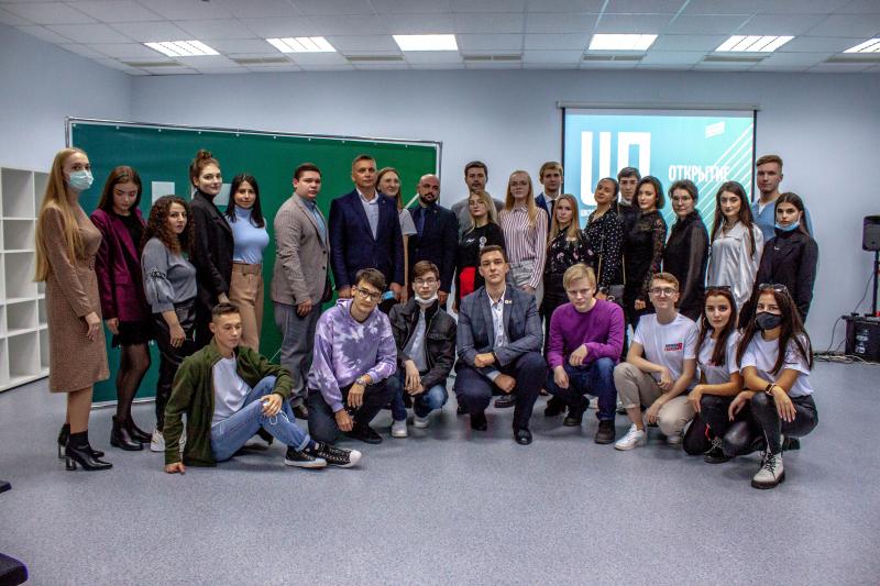 Молодогвардейцы Ставрополья дали старт проекту «Школа парламентаризма»