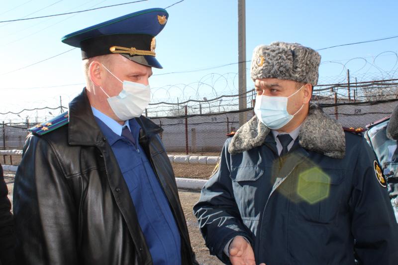 ИК-2 УФСИН Калмыкии с рабочим визитом посетил прокурор республики