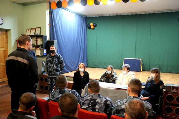 С осужденными в ИК-2 провели занятие в Школе подготовки к освобождению
