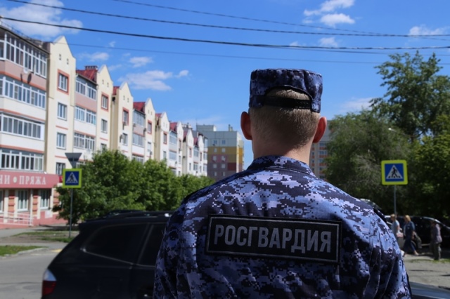 В Челябинске росгвардейцы задержали мужчину, находившегося в федеральном розыске