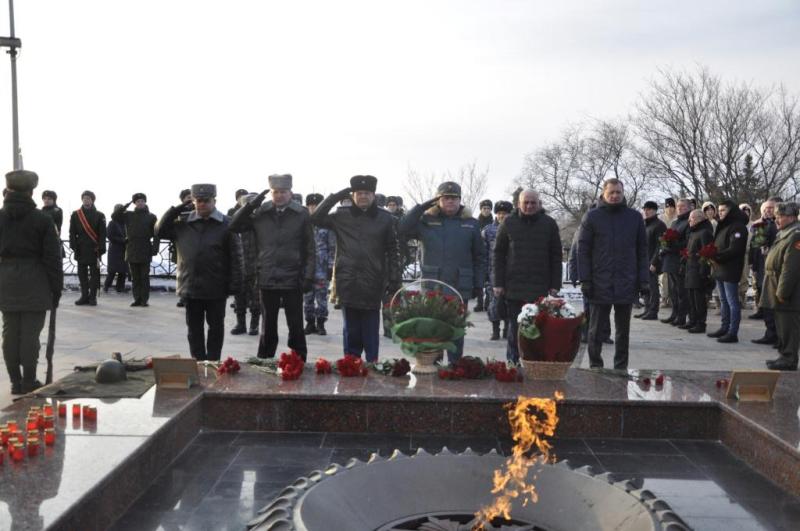 Начальник Управления Росгвардии по Ульяновской области почтил память защитников Сталинграда
