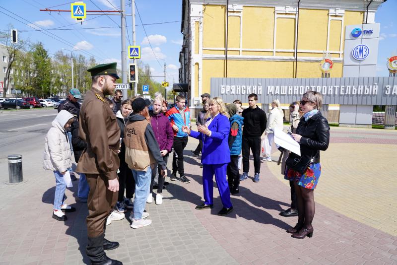 На БМЗ презентовали пешеходную экскурсию «Маршрут императора»