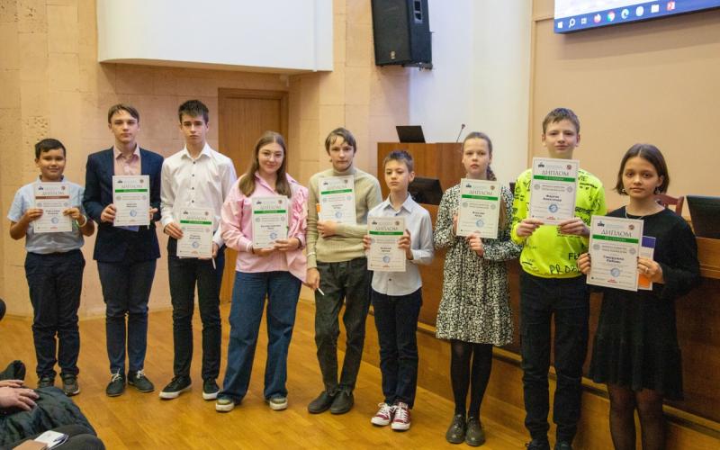 Таланты от Иркутска до Витебска: в ЛЭТИ наградили победителей школьной олимпиады