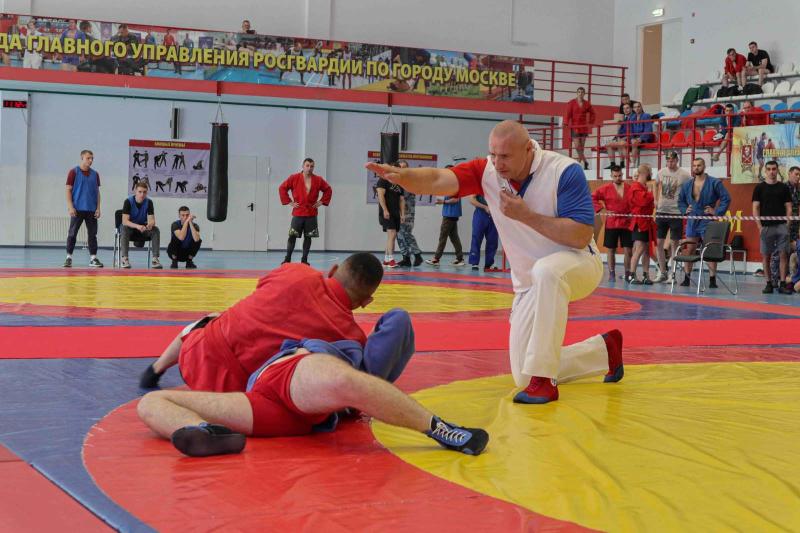 В Москве завершился чемпионат по самбо среди подразделений столичного главка Росгвардии