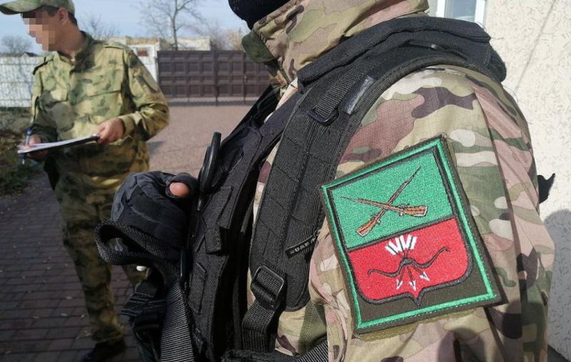 В Запорожской области сотрудники Росгвардии проверили владельцев гражданского оружия