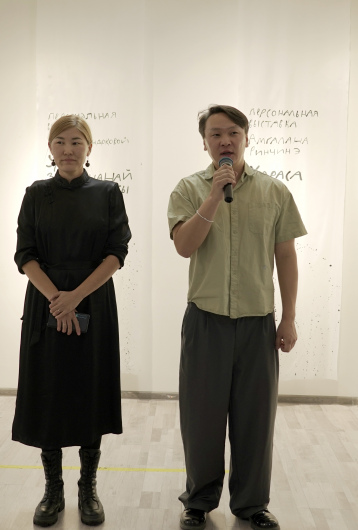 В Улан-Удэ открылись персональные выставки двух талантливых художников