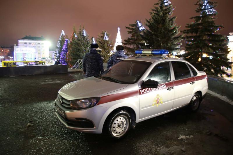 Росгвардейцы приняли участие в обеспечении безопасности новогодних торжеств в Мордовии