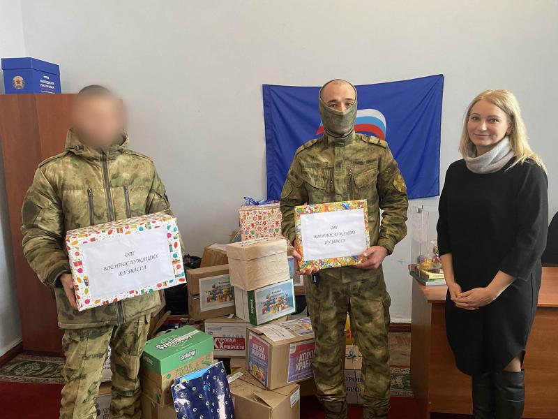 Росгвардейцы передали гуманитарный груз для детей с тяжелыми заболеваниями в ЛНР