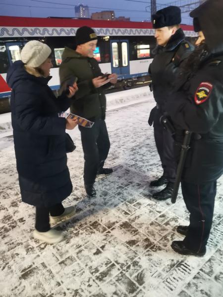 Сотрудники Линейного отдела МВД России на станции Москва-Белорусская провели профилактические мероприятия на станции Одинцово