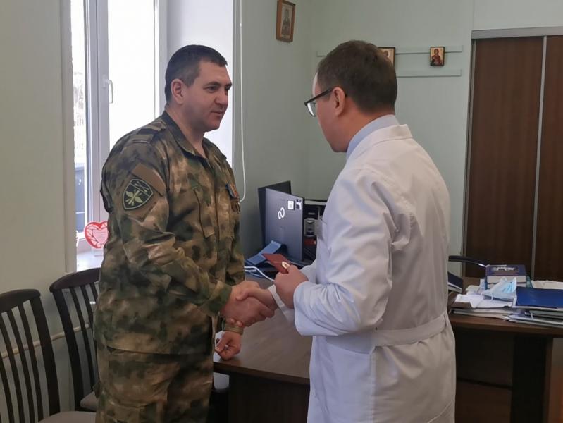 Военнослужащий Сибирского округа Росгвардии стал почетным донором России