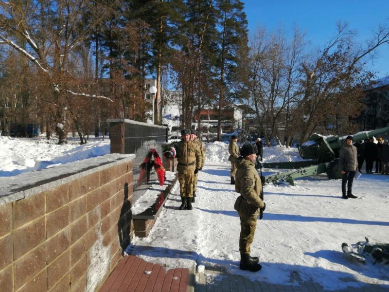 В Пензенской области росгвардейцы почтили память воинов, погибших за пределами Отечества