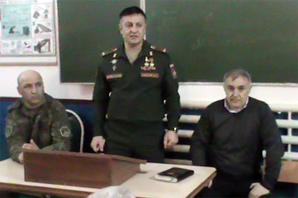 В профессиональном образовательном учреждении № 213 ФСИН России прошла встреча участников СВО с осуждёнными