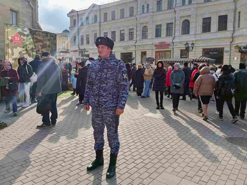 Сотрудники Росгвардии приняли участие в обеспечении правопорядка в День защитника Отечества на Ставрополье