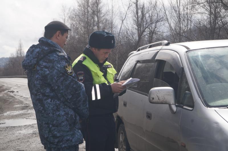 Житель Горно - Алтайска  оплатил задолженность по алиментам после ареста автомобиля