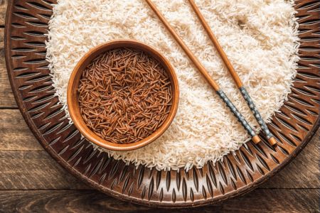 Секрет долгожителей Азии раскрыт: гастроэнтеролог Садыков рассказал о пользе красного риса