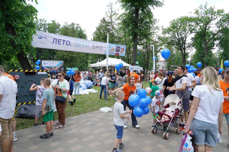 БМЗ организовал масштабный фестиваль Город профессий в день защиты детей