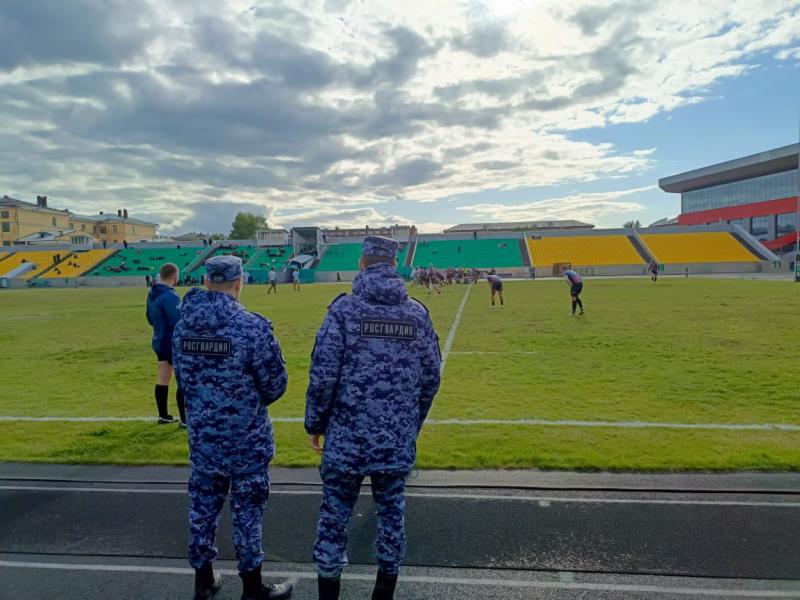 Росгвардейцы обеспечили безопасность болельщиков во время матча чемпионата России по регби