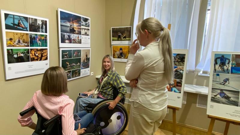 Фотовыставка «Без барьеров» – в Йошкар-Оле!