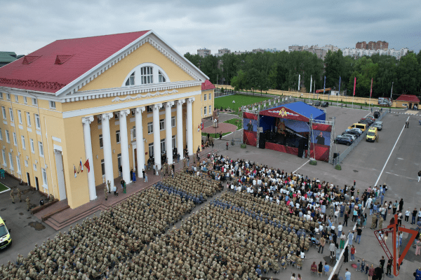 В ОДОН им. Ф.Э. Дзержинского состоялся приуроченный к 100-летию со дня образования в дивизии концерт