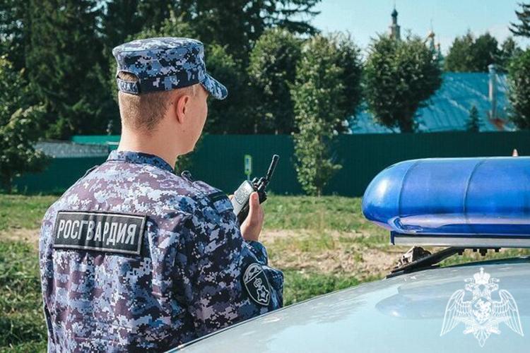 Росгвардейцы за неделю более 140 раз выезжали по сигналу «Тревога» в Смоленской области