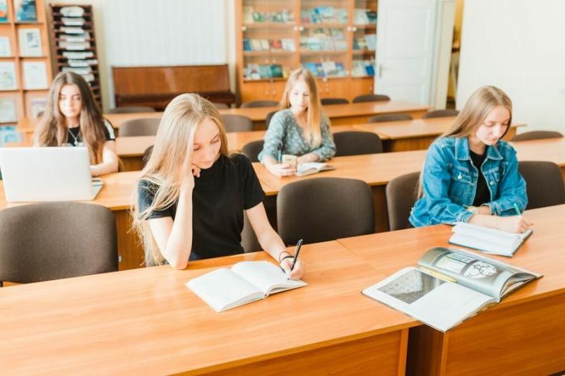Учителя ОБЖ с 1 сентября превратятся в преподавателей ОБиЗР в Новосибирске