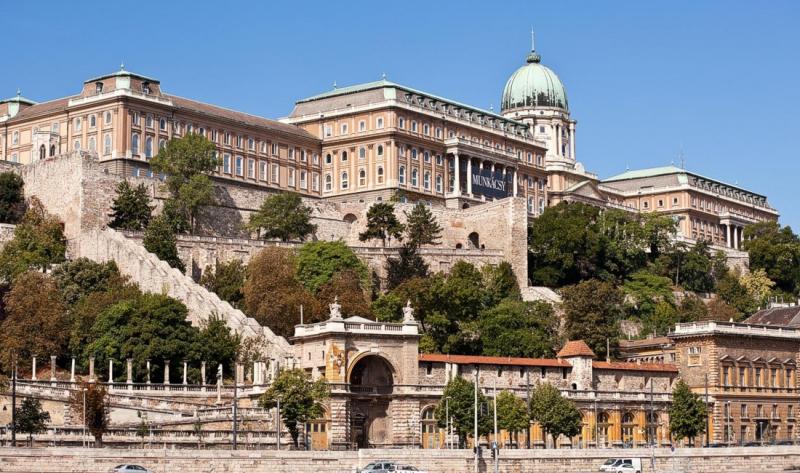 Королевский дворец в Будапеште - европейская эклектика в веках